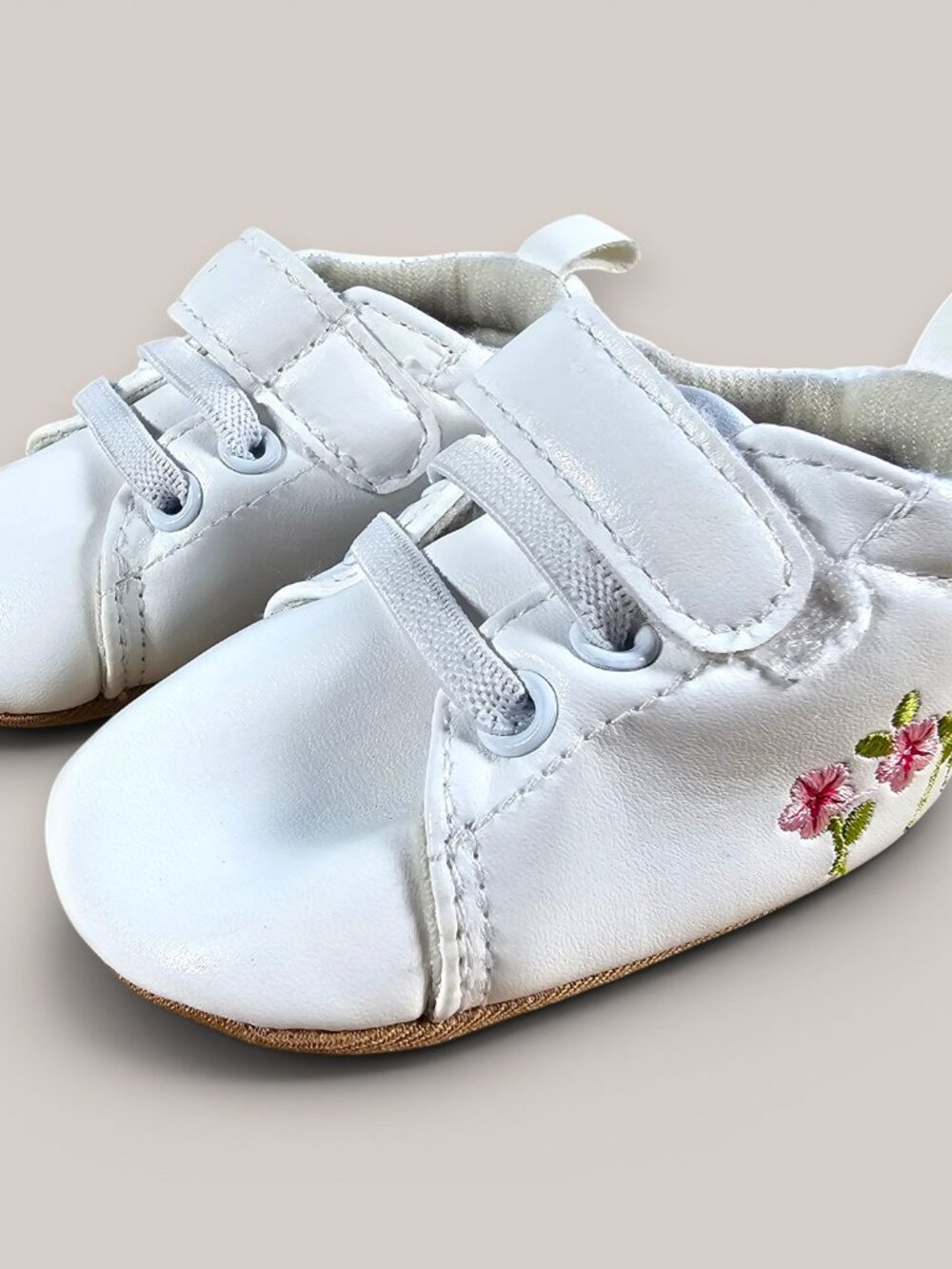 Lucky Brand Infant Baby Girls Shoes White Floral Embroidered Size 2 3-6 Months
